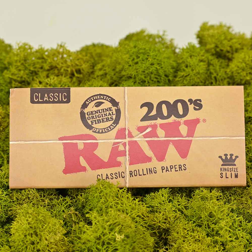 RAW 200's Kingsize Slim Papers