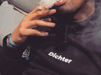 Dichter Hoodie - Die breite Masse