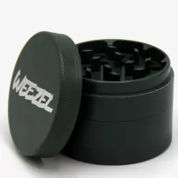 Premium Keramik Grinder / Kräutermühle mit 4-Stufen und WEEZEL Logo von Hombre SUK