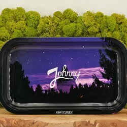 Johnny's Rolling Tray - Nachtwanderung