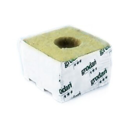 Grodan Steinwollblock 10x10x6,5cm großes Loch
