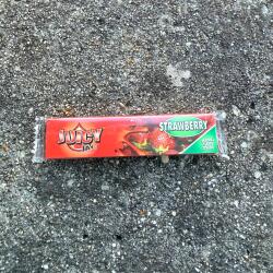 Juicy Jay´s Strawberry King Size Slim
